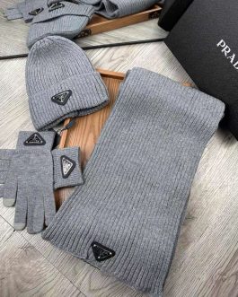 Prada set scarf hat gloves