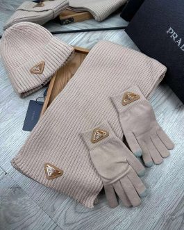 Prada set scarf hat gloves