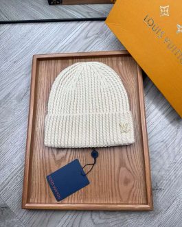 LOuis Vuitton women's hat