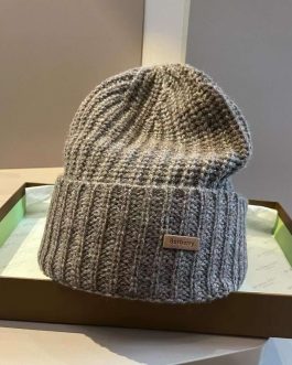 Burberry damska czapka