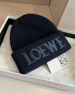 Женская шляпа Loewe