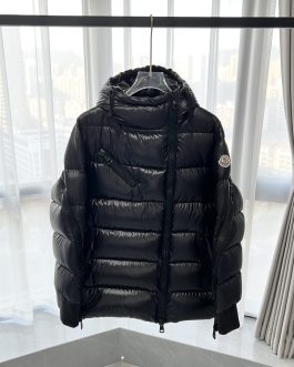 Moncler зимний пуховик