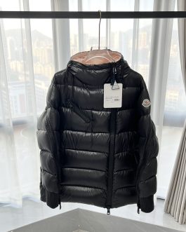 Kurtka puchowa zimowa Moncler