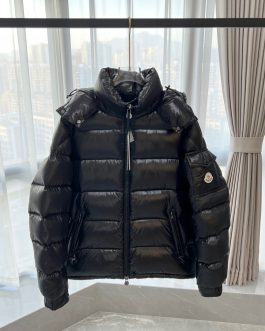 Moncler зимний пуховик