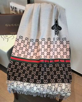 женский шарф Gucci