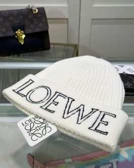 Женская шляпа Loewe