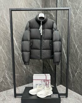 Kurtka puchowa zimowa Moncler