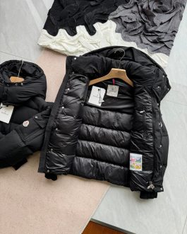 Kurtka puchowa zimowa Moncler