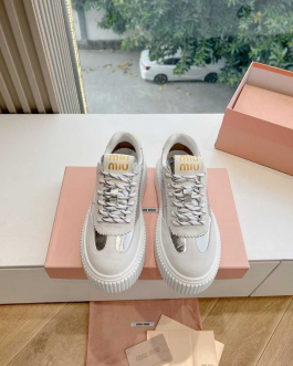 MIU MIU Sneakers, sneakers, trainers, shoes, Score