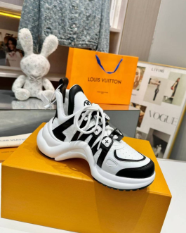 Louis Vuitton Sneakers, sneakers, trainers, shoes, score