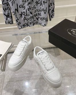 Prada sneakers, sneakers, trainers, shoes, score