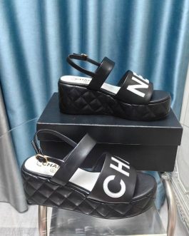 Chanel Buty, sandals flip -flops, score