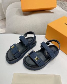 Louis Vuitton Buty, sandály převracejí, skóre