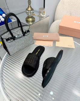 Miu Miu Shoes, Сандалии флэнк -блоки, счет