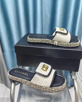 Chanel Buty, Sandale flip -flops, Scor