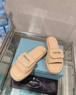 Prada Buty, Sandale flip -flops, Scor