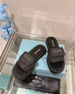 Prada Buty, sandals flip -flops, score