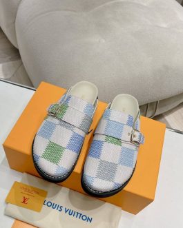 Louis Vuitton Buty, sandaly klapki, skora