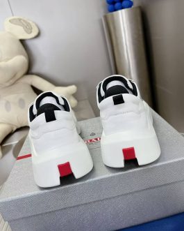 Prada Sneakersy, trampki, tenisówki, buty, skora