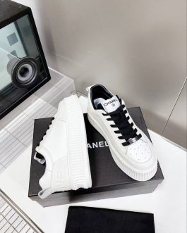 Chanel Sneakersy, trampki, tenisówki, buty, skora