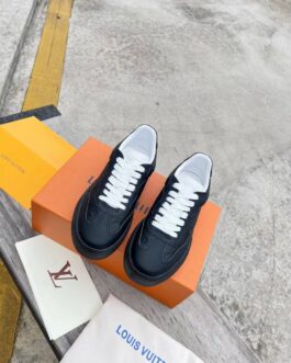 Louis Vuitton Sneakers, sneakers, trainers, shoes, score