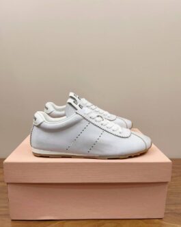 Miu miu Sneakersy, trampki, tenisówki, buty, skora