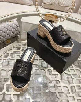 Chanel Buty, Sandale flip -flops, Scor