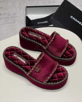 Chanel Buty, Sandale flip -flops, Scor