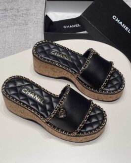 Chanel Buty, sandaly klapki, skora