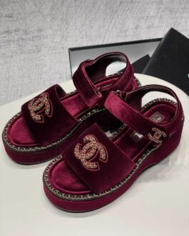 Chanel Buty, sandaly klapki, skora