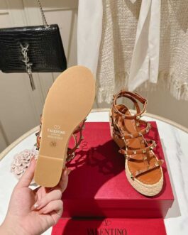 Valentino Buty, sandals flip -flops, score