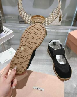 Miu miu shoes, sandals flip -flops, score