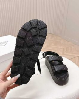 Prada Buty, Sandale flip -flops, Scor