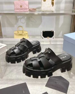 Prada Buty, sandals flip -flops, score