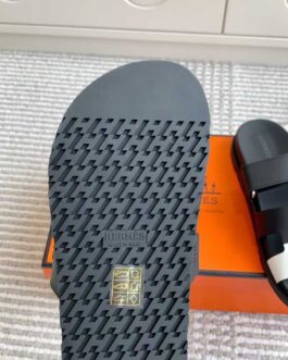 Hermes Buty, Sandale flip -flops, Scor