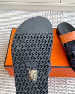 Hermes Buty, sandaly klapki, skora