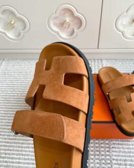 Hermes Buty, Sandale flip -flops, Scor