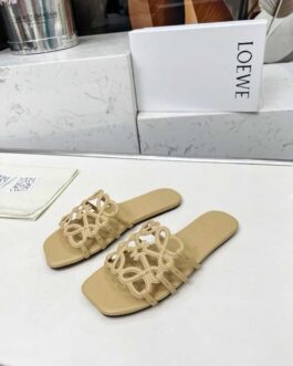 Loewe Buty, sandaly klapki, skora