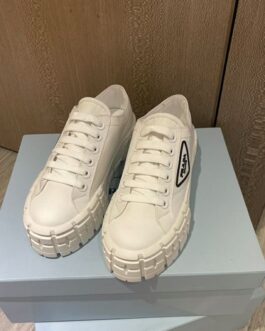 Кроссовки Prada, trampki, кроссовки, туфли, счет