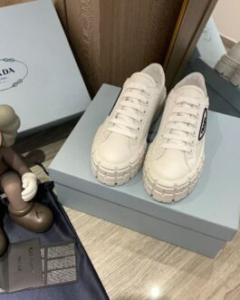 Кроссовки Prada, trampki, кроссовки, туфли, счет