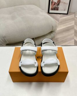 Louis Vuitton Buty, sandály převracejí, skóre