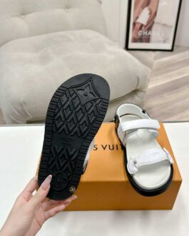 Louis Vuitton Buty, sandály převracejí, skóre