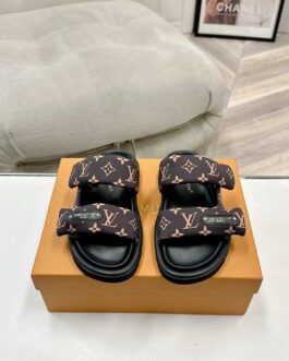 Louis Vuitton Buty, sandály převracejí, skóre