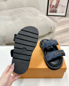 Louis Vuitton Buty, sandály převracejí, skóre