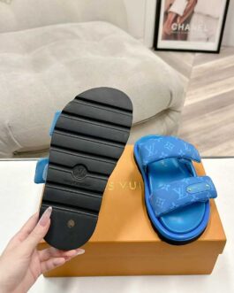 Louis Vuitton Buty, Сандалии флэнк -блоки, счет