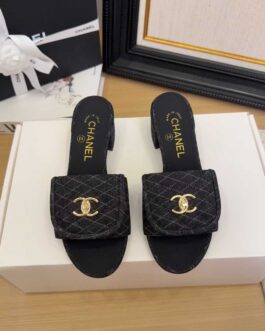 Chanel Buty, sandaly klapki, skora