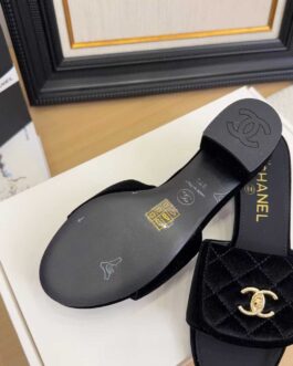 Chanel Buty, sandaly klapki, skora