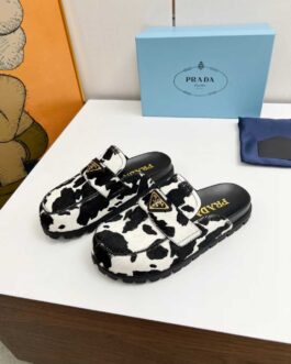 Prada Buty, sandals flip -flops, score