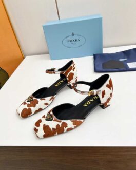 Prada Buty, sandals flip -flops, score