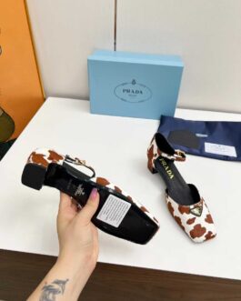 Prada Buty, sandals flip -flops, score